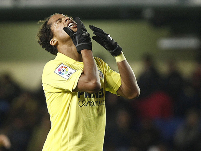 Aquino jugó los 90 minutos y Dos Santos ingresó al minutos 62' (Villarreal C.F.)