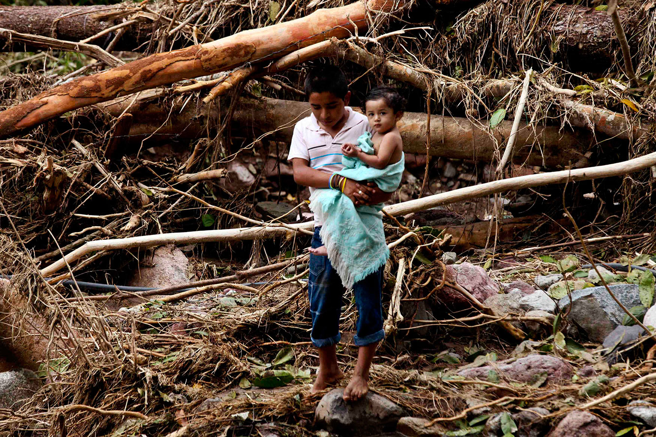  - 2013-09-23t021031z_2119895028_gm1e99n0s3x01_rtrmadp_3_mexico-floods78