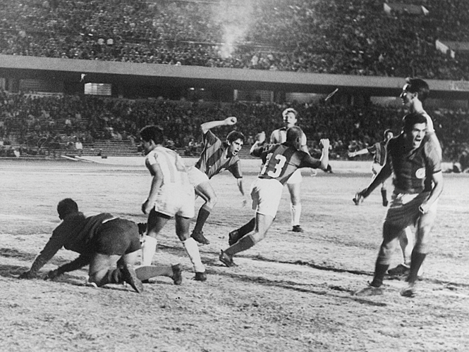 San Lorenzo celebra un gol ante el Necaxa, victoria de 2-1 para los electricistas. Fotos: Archivo Excélsior