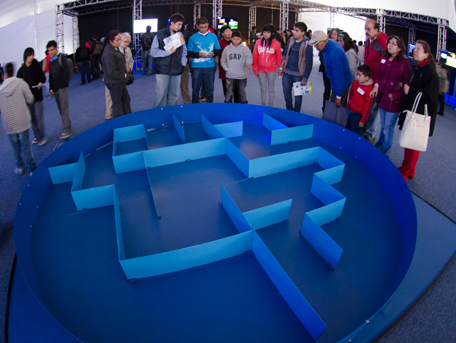 TelmexHub es otra de las áreas centrales en Aldea Digital Telcel4GLte-Infinitum, ya que ahí los jóvenes emprendedores pueden realizar, con empresas, asociaciones civiles y organizaciones, tanto nacionales como internacionales, 10 talleres enfocados al emprendimiento digital. Foto Cuartoscuro TelmexHub es otra de las áreas centrales en Aldea Digital Telcel4GLte-Infinitum, ya que ahí los jóvenes emprendedores pueden realizar, con empresas, asociaciones civiles y organizaciones, tanto nacionales como internacionales, 10 talleres enfocados al emprendimiento digital.