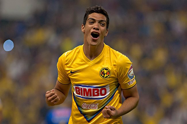 Jiménez abrió el marcador con un gran remate de cabeza. (Mexsport)
