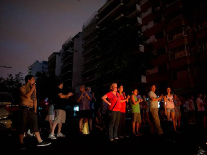 Buenos Aires vivirá esta semana una nueva ola de calor, según el Servicio Meteorológico Nacional, con máximas de hasta 37 grados centígrados.