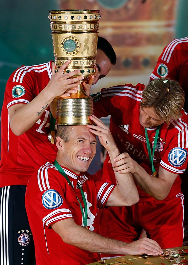 Sólo Celtic en 1967, Ajax en 1972, PSV Eindhoven en 1988, Manchester United en 1999, el Barcelona de Guardiola de 2009 y el Inter en 2010 habían logrado con anterioridad el triplete (AP) Sólo Celtic en 1967, Ajax en 1972, PSV Eindhoven en 1988, Manchester United en 1999, el Barcelona de Guardiola de 2009 y el Inter en 2010 habían logrado con anterioridad el triplete (AP)