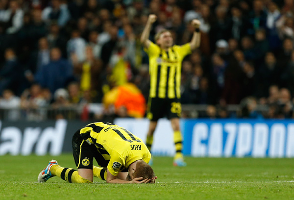 Se termina el encuentro y los alemanes celebran que están en la final de la Champions. (AP)