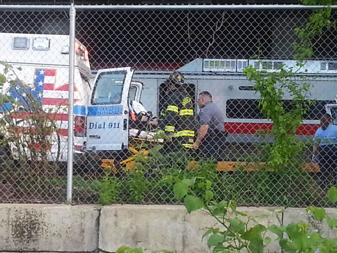 Al menos 40 heridos tras choque de trenes en Connecticut Al menos 40 heridos tras choque de trenes en Connecticut
