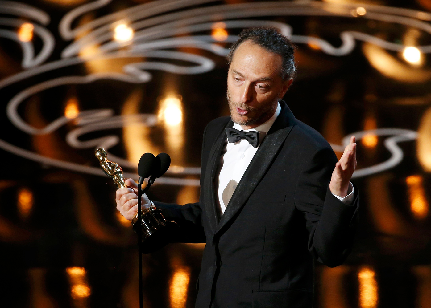 El mexicano Emmanuel Lubezki, tras seis nominaciones, por fin obtuvo su primer Oscar a la Mejor Cinematografía por 'Gravity', en un hecho sin precedentes en la historia de la filmografía de nuestro país. (Reuters) El mexicano Emmanuel Lubezki, tras seis nominaciones, por fin obtuvo su primer Oscar a la Mejor Cinematografía por 'Gravity', en un hecho sin precedentes en la historia de la filmografía de nuestro país. (Reuters)