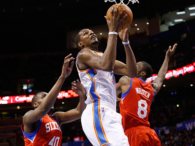 Fue la tercera victoria seguida para el Thunder. (AP)