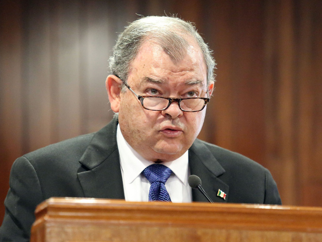 Edgar Elías Azar, presidente de la Comisión Nacional de Tribunales (Conatrib) indicó que se debe terminar con la imagen del juez acartonado. Edgar Elías Azar, presidente de la Comisión Nacional de Tribunales (Conatrib) indicó que se debe terminar con la imagen del juez acartonado.