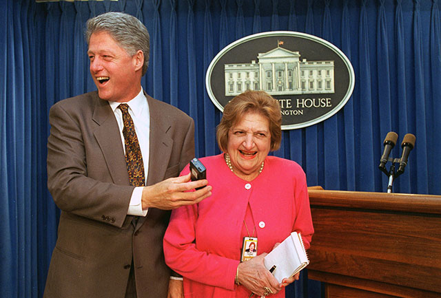 Con el ex presidente Bill Clinton, en 1995.