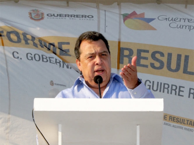 Anuncia Ángel Aguirre plan emergente para recuperar clases en Guerrero