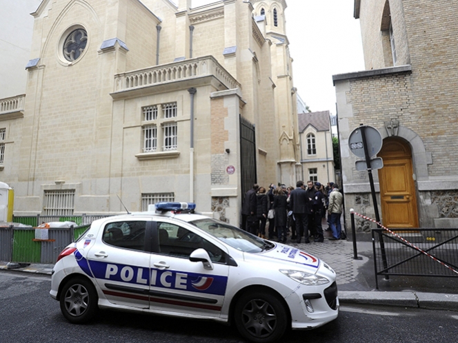Un hombre se suicida en un colegio de París delante de niños