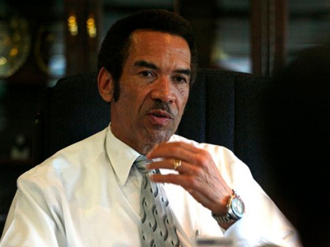 Guepardo hiere al Presidente de Botswana