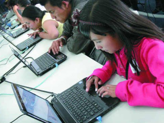 Exigen explicación a SEP por cambio de fabricantes de laptops Exigen explicación a SEP por cambio de fabricantes de laptops