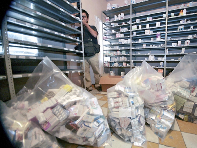 Cofepris anuncia que habrá “cero tolerancia” contra la venta ilegal de medicinas caducas