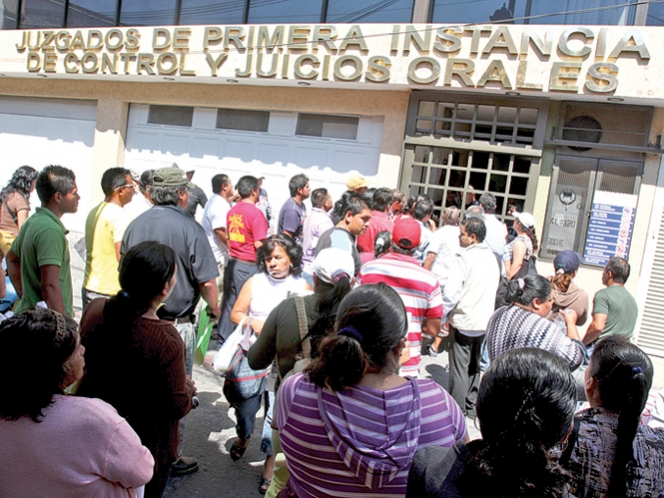 Vinculan a proceso a policías por ataque a procurador de Morelos