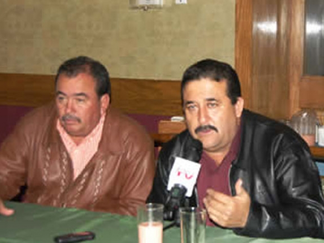 PRD y PRI se unen en Chihuahua; avalan alianzas PRD y PRI se unen en Chihuahua; avalan alianzas