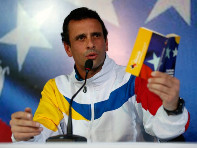 Maduro alerta a Obama de plan estadunidense para matar a Capriles