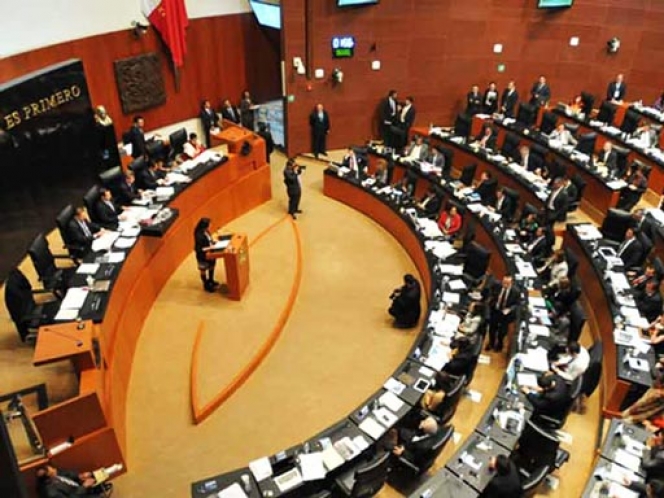 Senado convoca a maestros disidentes a construir ley educativa secundaria Senado convoca a maestros disidentes a construir ley educativa secundaria