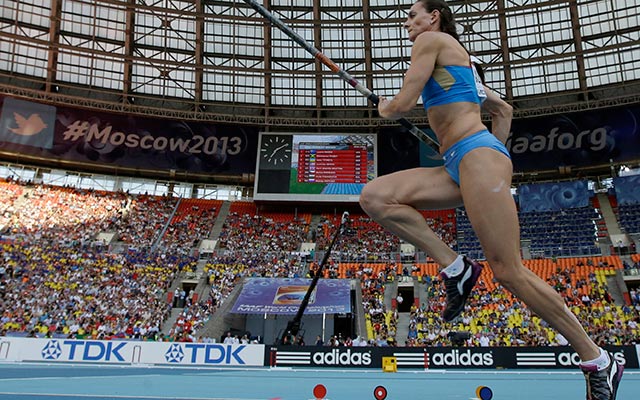 Yelena Isinbayeva hizo de la noche su mejor aliada (AP) Yelena Isinbayeva hizo de la noche su mejor aliada (AP)