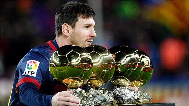 Los cuatro Balones de Oro están incluidos.