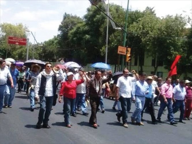Se manifiestan trabajadores portuarios en el Centro de Veracruz Se manifiestan trabajadores portuarios en el Centro de Veracruz