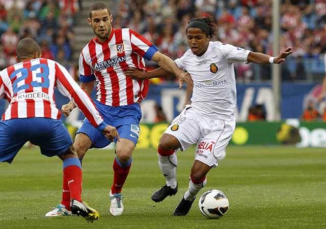 Mallorca empata 0-0 con el Atlético de Madrid. Giovani dos Santos jugó los 90 minutos (EFE) Mallorca empata 0-0 con el Atlético de Madrid. Giovani dos Santos jugó los 90 minutos (EFE)