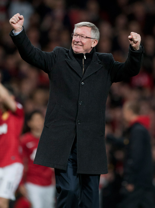 Ferguson suma un éxito más a su historia con el Manchester United. (AP)