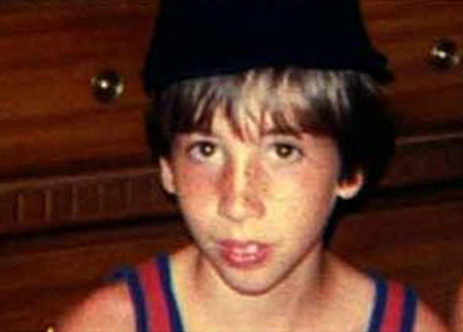 The Beautiful People. Brian Hugh Warner o mejor dicho Marilyn Manson, de quien de niño se decía falsamente que había sido Paul (Josh Saviano) en la serie 'The Wonder Years'. The Beautiful People. Brian Hugh Warner o mejor dicho Marilyn Manson, de quien de niño se decía falsamente que había sido Paul (Josh Saviano) en la serie 'The Wonder Years'.
