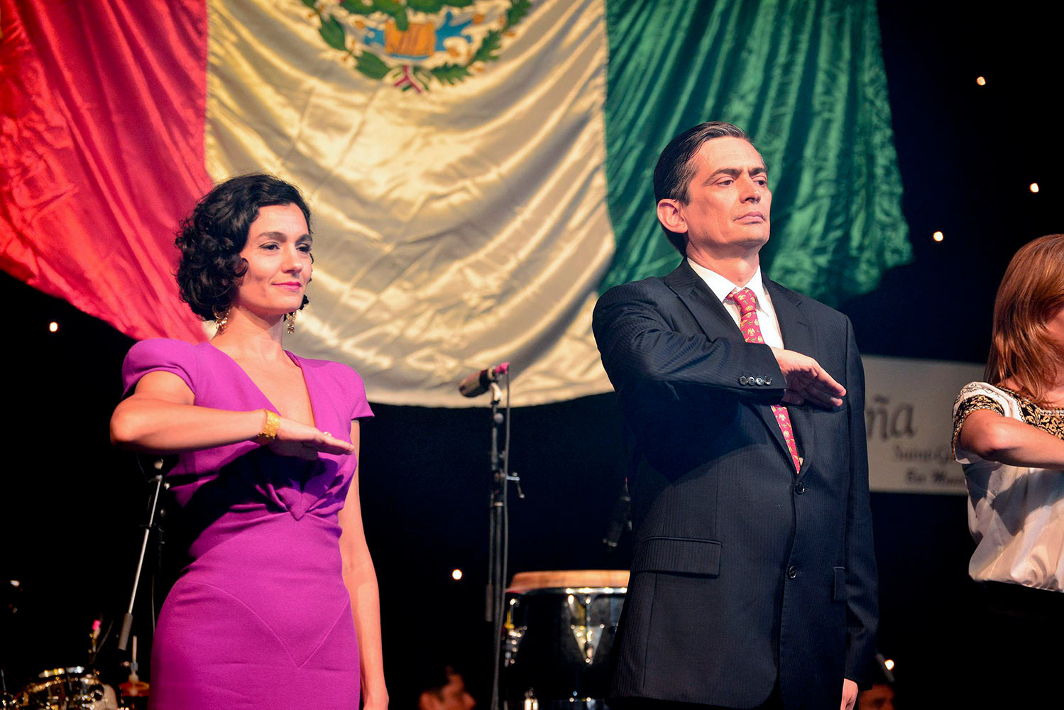 El embajador de México en Francia, Agustín García-López Loaeza dio el Grito de Independencia en la sala Equinoxe del sur de París, frente a cientos de asistentes (Notimex) El embajador de México en Francia, Agustín García-López Loaeza dio el Grito de Independencia en la sala Equinoxe del sur de París, frente a cientos de asistentes (Notimex)