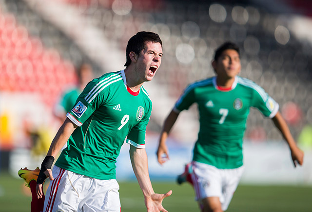 Marco Bueno abrió el marcador para la selección mexicana (AP) Marco Bueno abrió el marcador para la selección mexicana (AP)