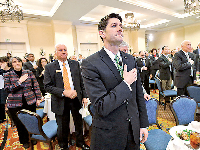 El representante republicano Paul Ryan dijo que su partido no confía en que Barack Obama aplique una ley migratoria. Foto: AP
