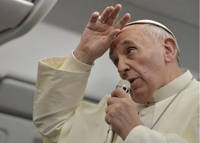 Habla sin tapujos. El papa Francisco trató temas espionsos para la Iglesia católica con los periodistas que lo acompañaron en su gira por Brasil. 