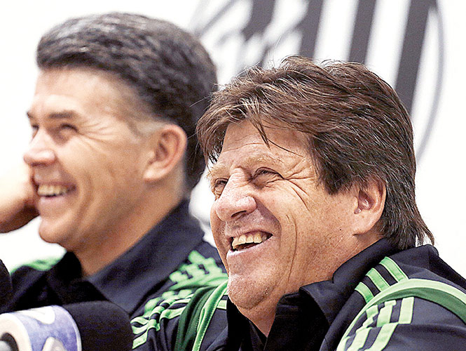 Miguel Herrera se mostró optimista con el trabajo de cara al Mundial. Foto: AP