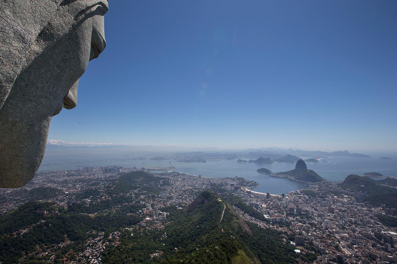 Imagen de Río de Janeiro tomada desde la estatua del Cristo Redentor del 21 de enero de 2014.