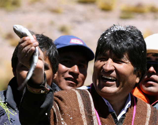 De acuerdo con el vicepresidente Álvaro García Linera, al gobernante boliviano le detectaron un problema de salud complicado que tiene que ver con su sistema respiratorio.