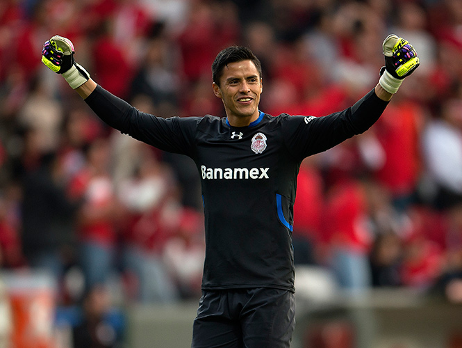 Talavera desea ayudar a Toluca a conseguir un nuevo campeonato sin apartar la mirada del Mundial. (Mexsport)