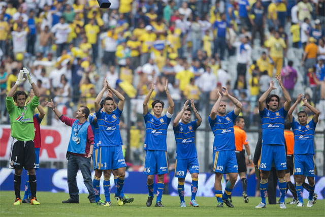 Los jugadores de Tigres agradecen a su afición el apoyo brindado (Mexsport) Los jugadores de Tigres agradecen a su afición el apoyo brindado (Mexsport)