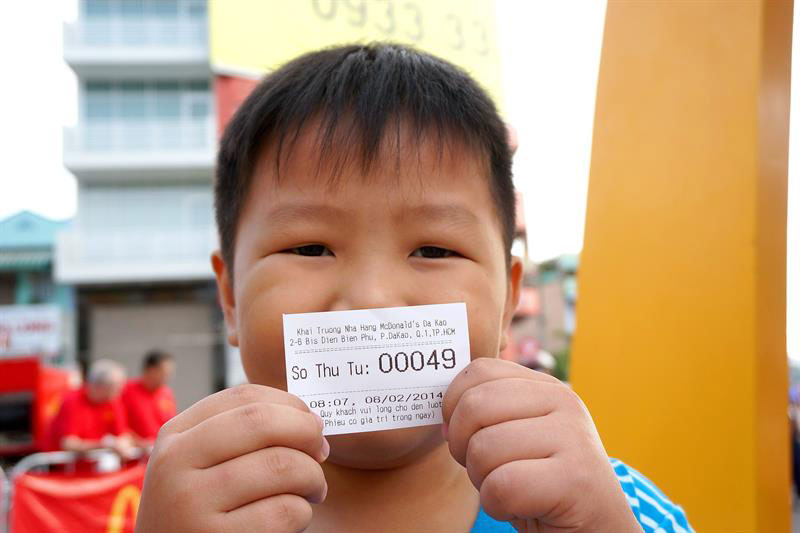 La famosa franquicia estadunidense inauguró este sábado su primer local vietnamita en la ciudad de Ho Chi Minh (antigua Saigón).