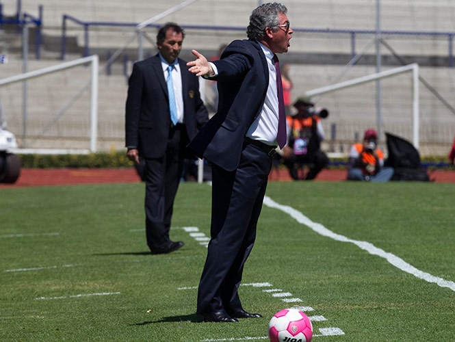 Se trata de un entrenador con carácter firme y a la vez afable Se trata de un entrenador con carácter firme y a la vez afable
